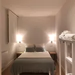 아파트 Minimalista En El Corazon De *