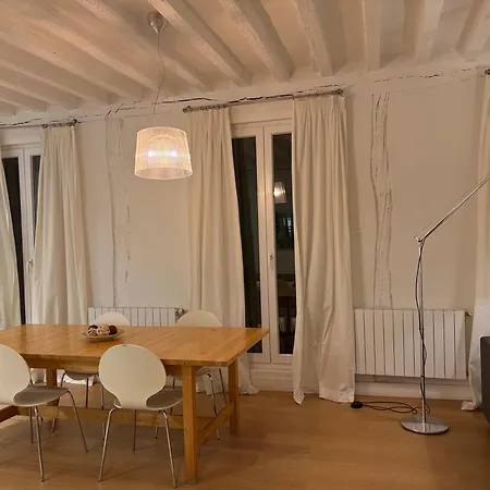 Minimalista En El Corazón De Apartamento *