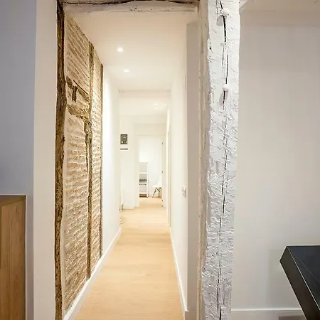 Minimalista En El Corazon De Appartement Bilbao