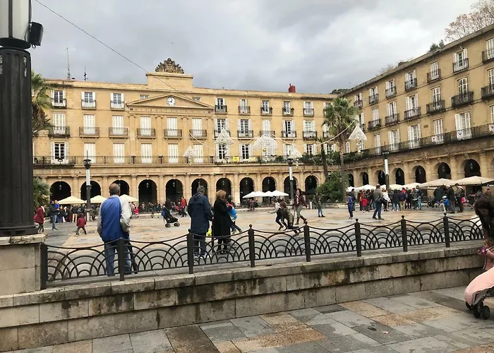 Minimalista En El Corazon De Appartamento