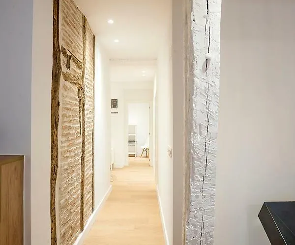 Minimalista En El Corazon De Appartamento Bilbao